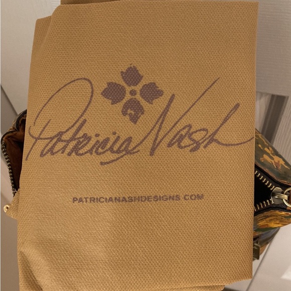 Patricia Nash Luzille convertible back pack NWOT - Picture 6 of 8